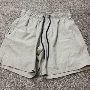 Maven Essential Bow Performance Stretch Short 7”